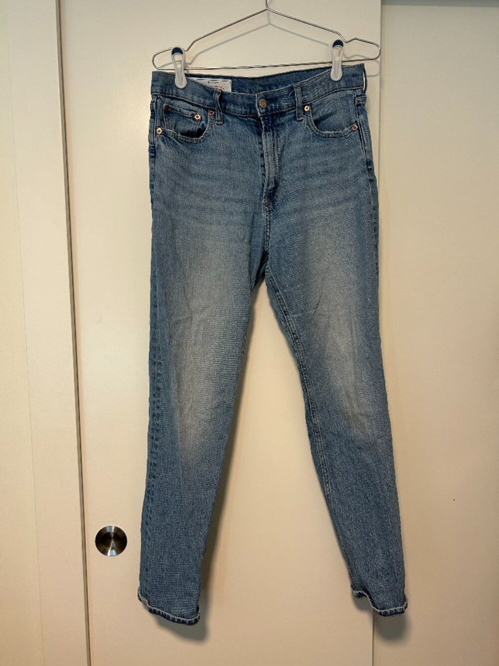 GAP '90s Straight High Rise Jeans, Medium Wash, Size 31 (12 Regular Short)